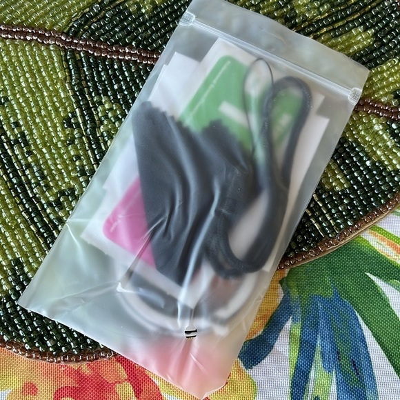 Brand New 3-in-1 Neck Phone Holder Magnetic Chest Mount GoPro Recording Magsafe - Picture 2 of 14